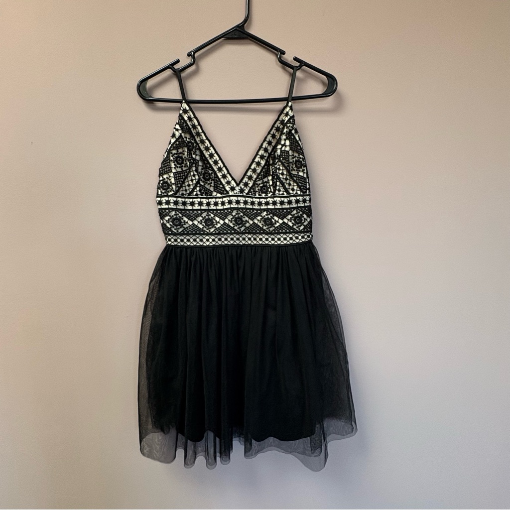 Promgirl Black And White Formal